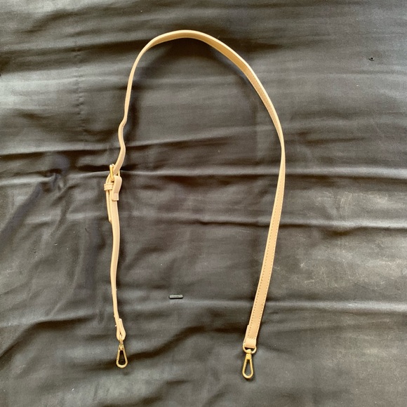 Natural Beauty Basic Cream & Gold Top Handle Purse w/ Removable shoulder strap - Picture 8 of 11